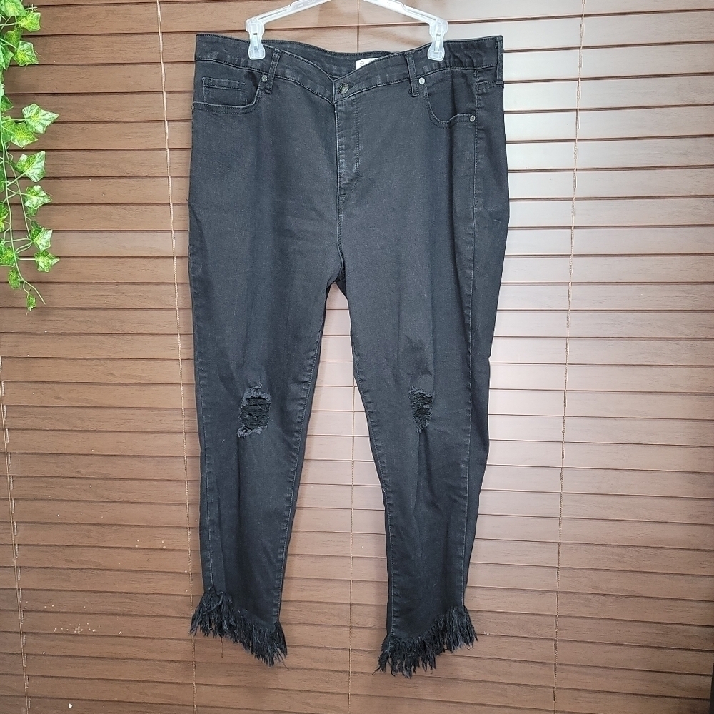 Sofía Vergara Rosa Curvy Ankle Distressed Black Raw Hem  Womens Jeans Size 20W